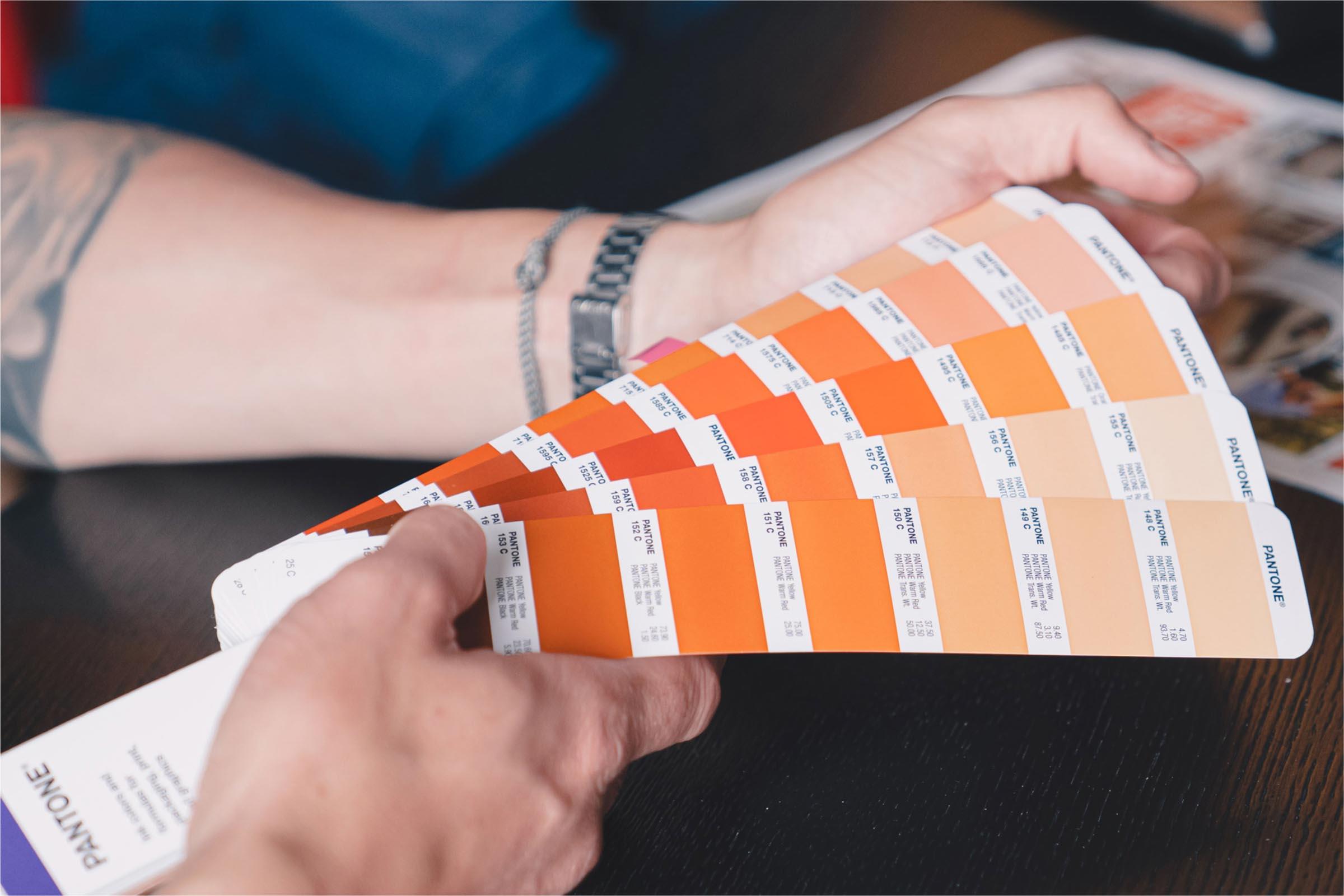 ntdek hoe Perfect Pixel het Cevo Bouwmarkt-magazine vernieuwde met een modern kleurenpalet en intuïtieve indeling, voor een warm en eigentijds resultaat.