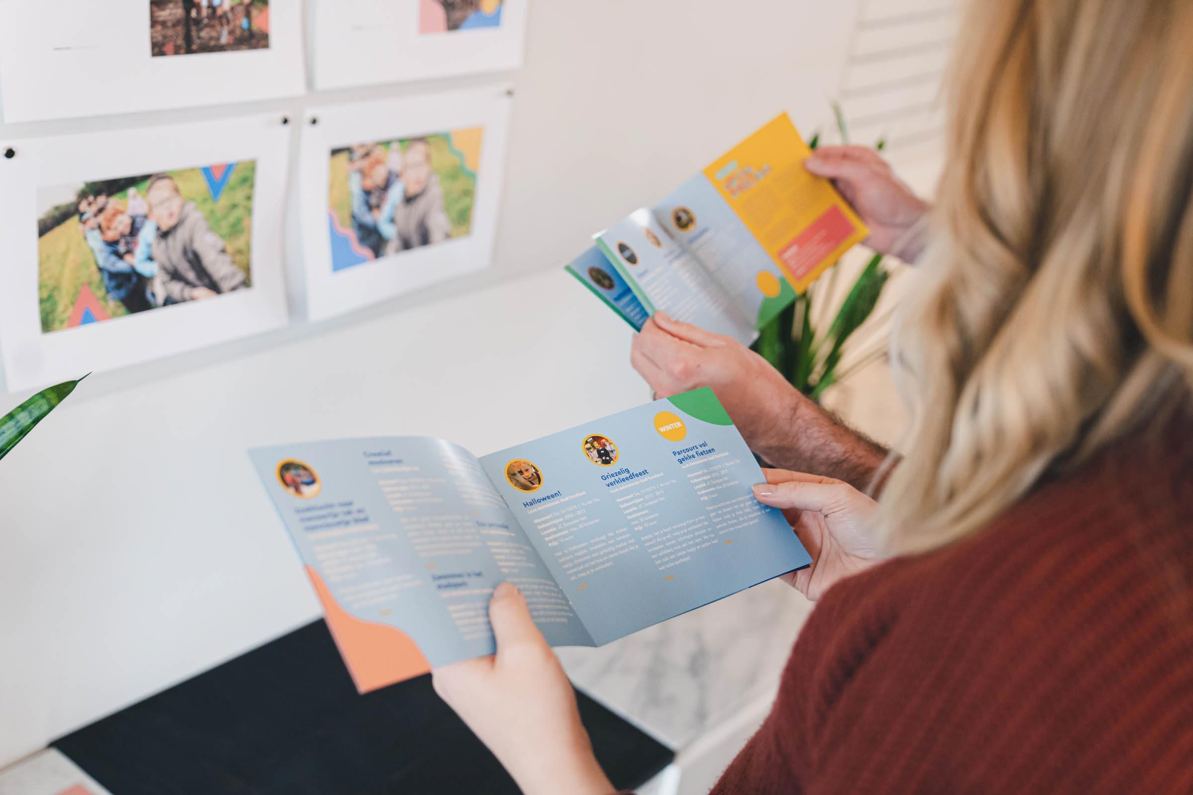 Perfect Pixel - Grabbelpas Oud-Turnhout Grabbelpas Oud-Turnhout kreeg aantrekkelijke brochures van Perfect Pixel, met speelse designs voor kinderen en kwaliteitsvolle uitvoering voor ouders.