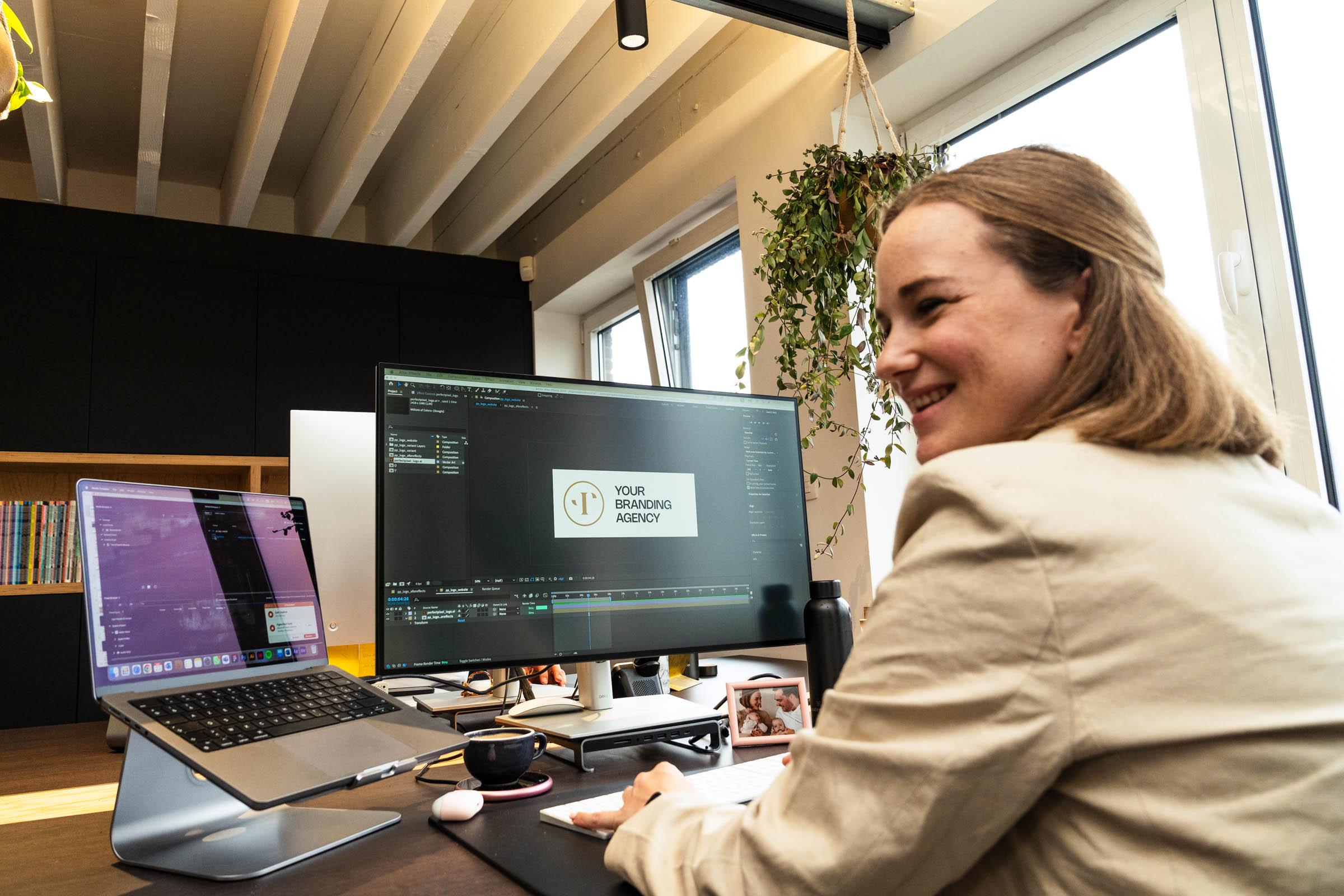 Het team van Perfect Pixel combineert strategisch inzicht met creatieve flair en een persoonlijke aanpak. Wij zijn denkers, doeners en meedenkers die merken helpen groeien met branding, design en content. Maak kennis met de gezichten achter de pixels.