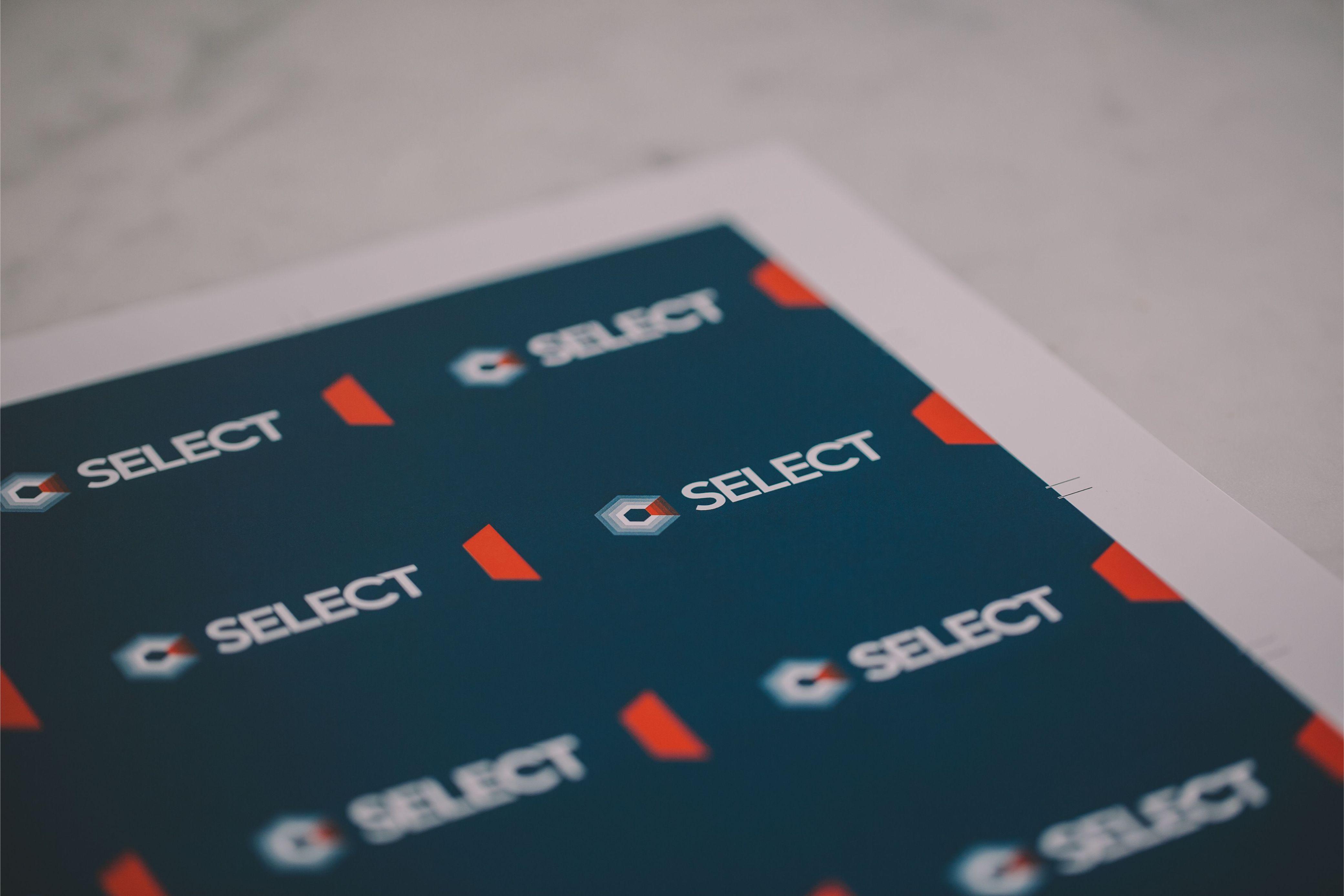 Perfect Pixel ondersteunt Select met een rebranding en consistente communicatie die hun kernwaarden wereldwijd uitstraalt.