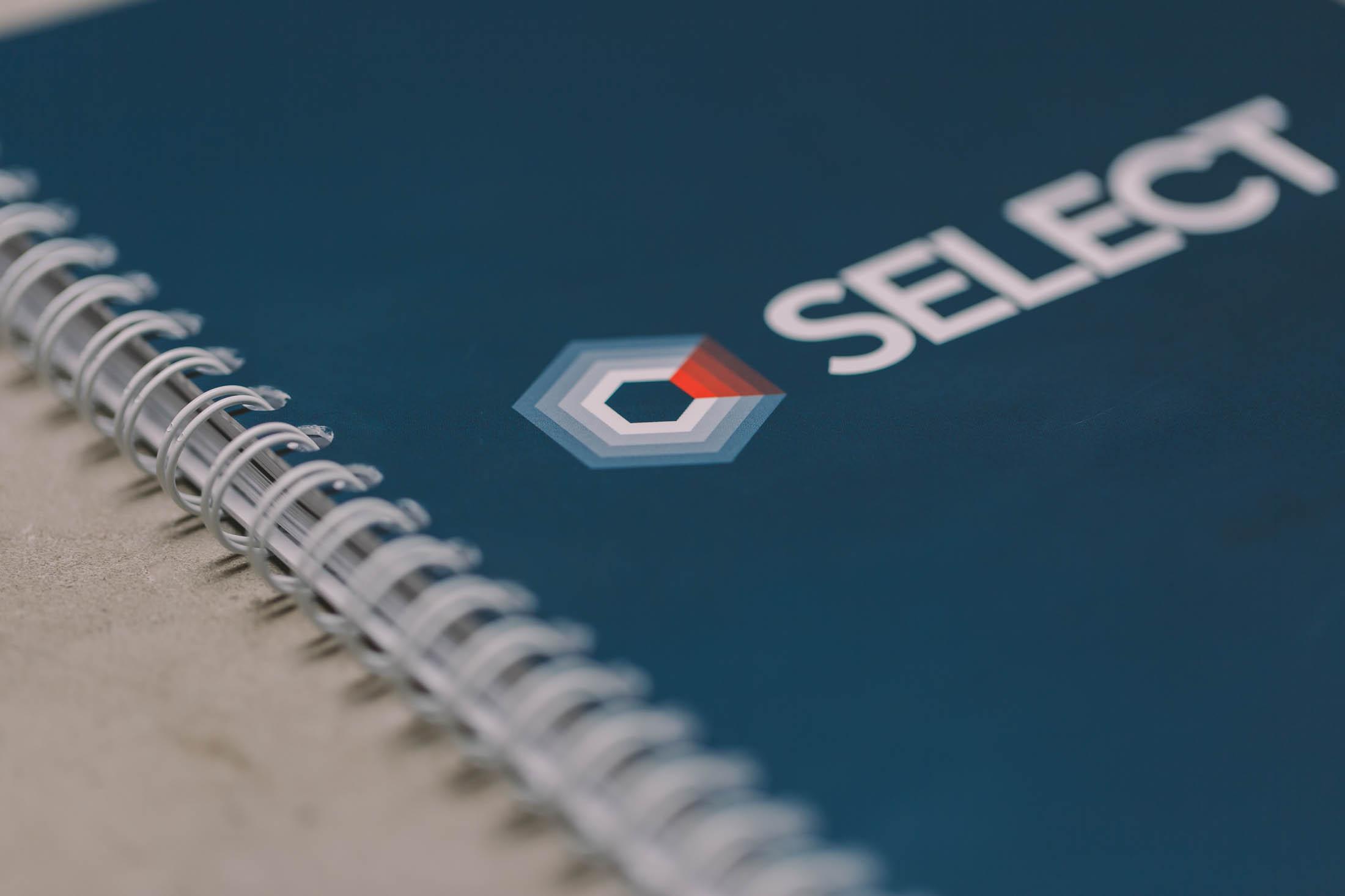 Perfect Pixel ondersteunt Select met een rebranding en consistente communicatie die hun kernwaarden wereldwijd uitstraalt.