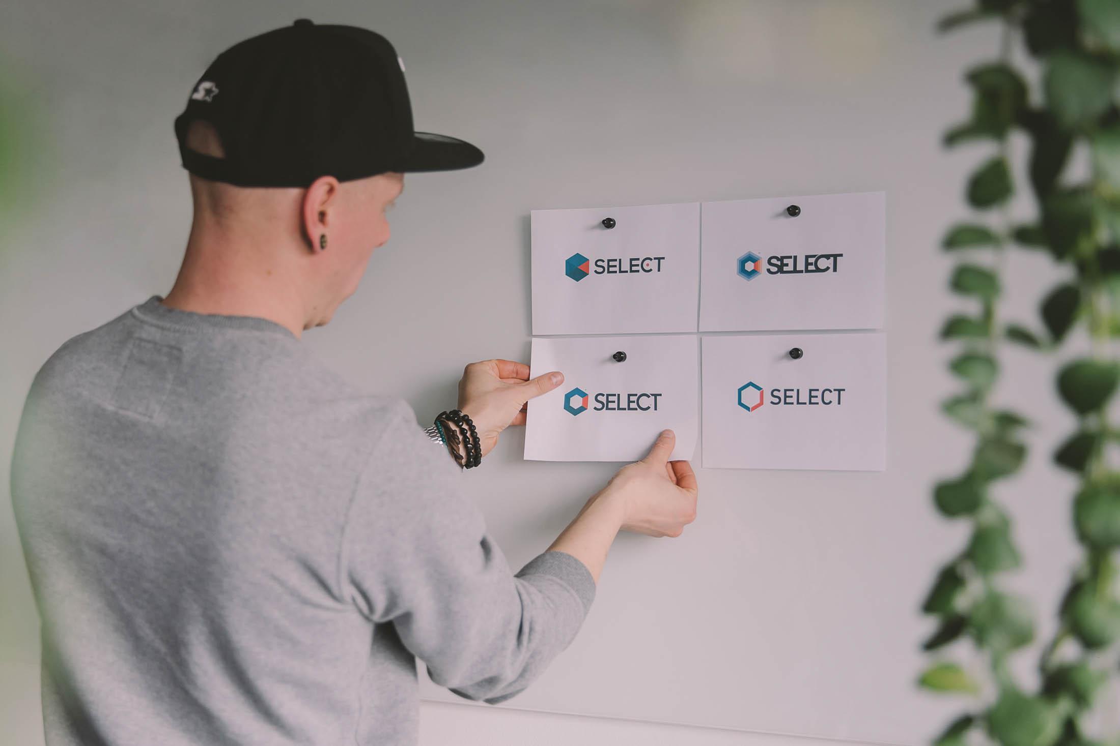 Rebranding voor Select Group | Perfect Pixel Perfect Pixel vertaalde de groeistrategie van Select Group naar een herkenbare branding en consistente communicatie. Bekijk hier het resultaat.
